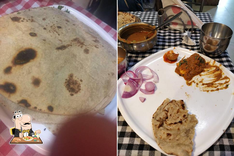 Food at Nukkar Dhaba