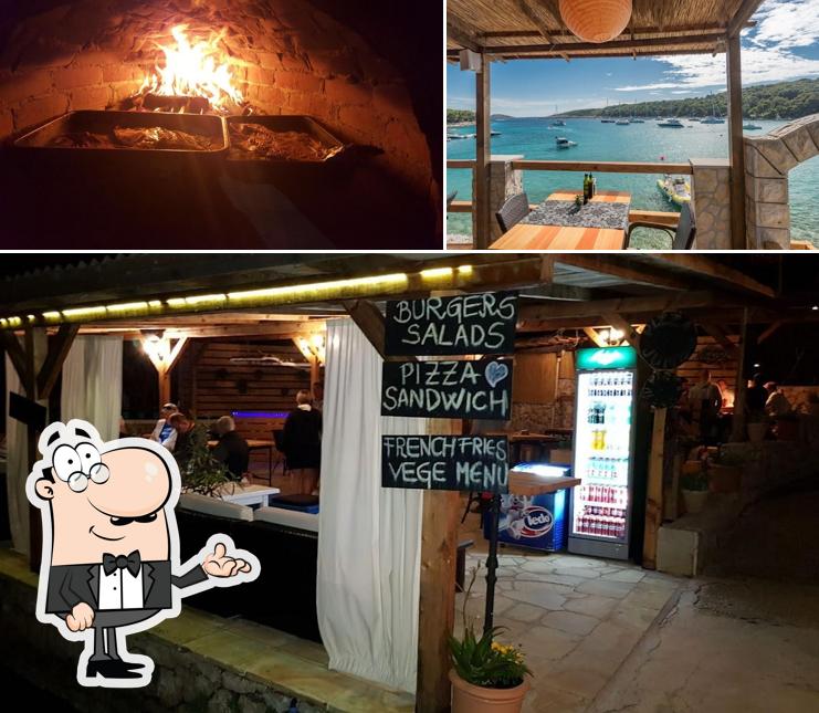 Dai un'occhiata agli interni di Bacchus Palmižana