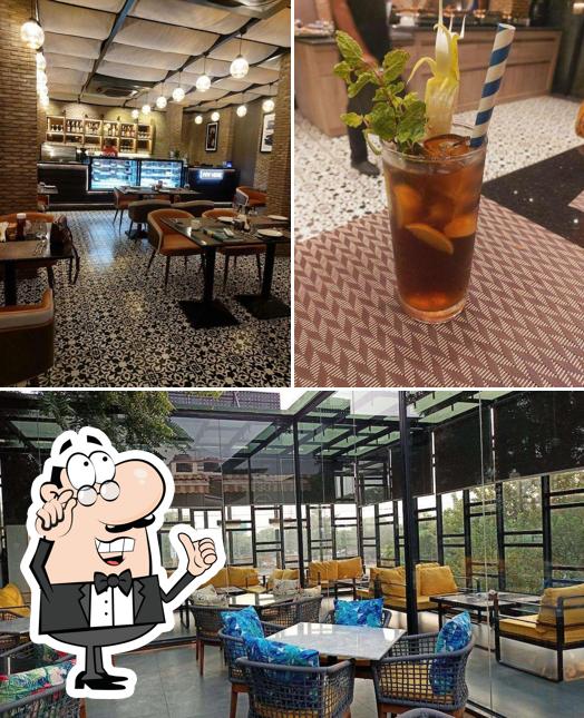 Check out how Café De Leila looks inside