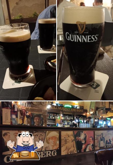 La cibo e interni del ristorante