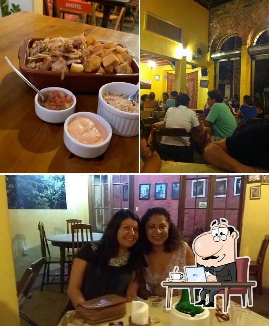 Veja imagens do interior do Bar Simplesmente