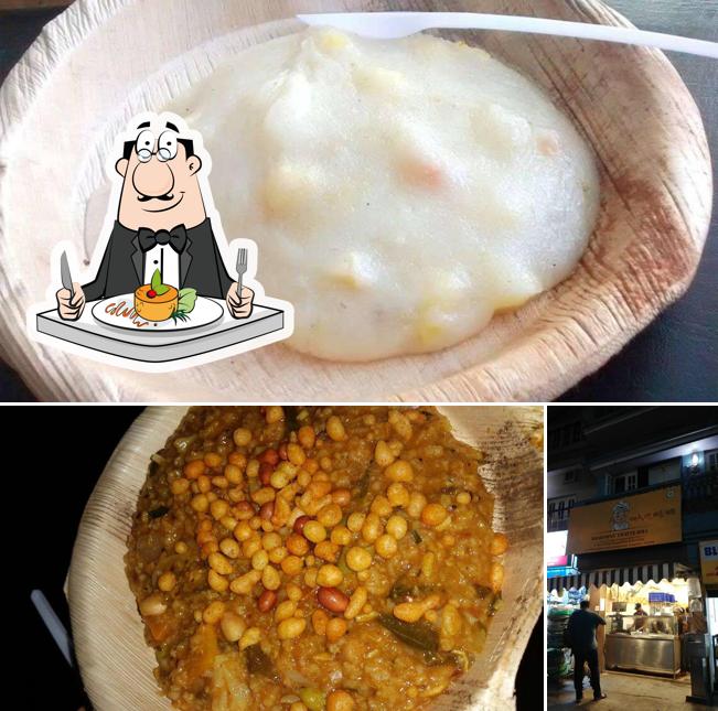 Among different things one can find food and interior at Brahmins' Thatte Idli