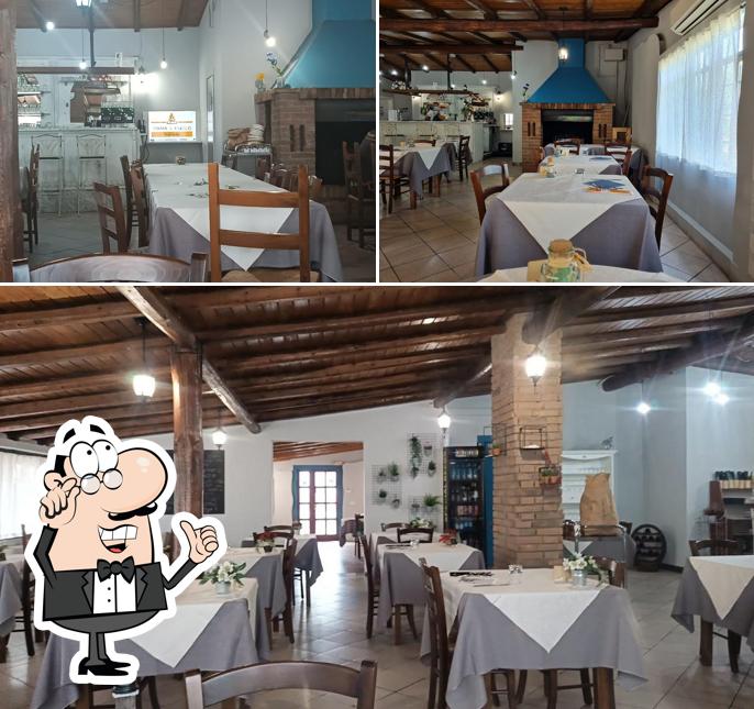 Siediti a un tavolo di Anima & Fuoco