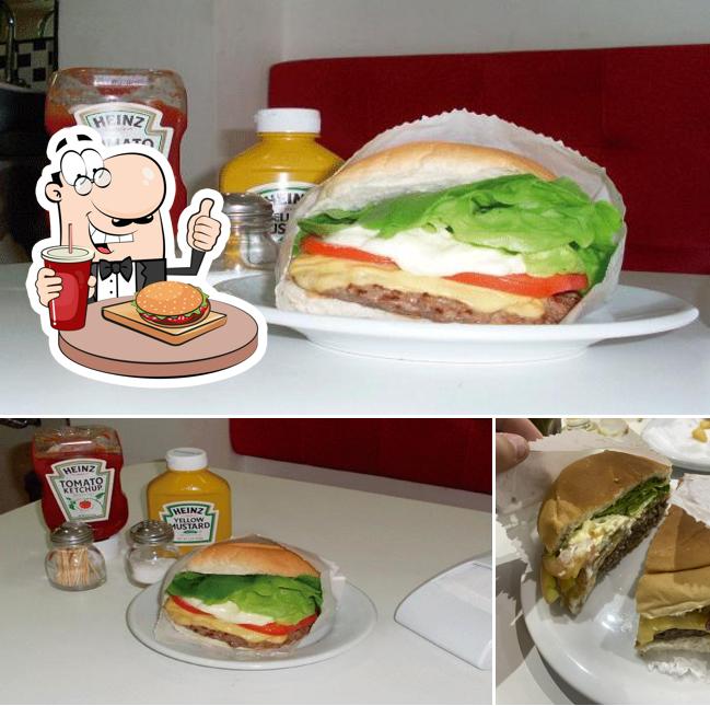Delicie-se com um hambúrguer no City Burguer