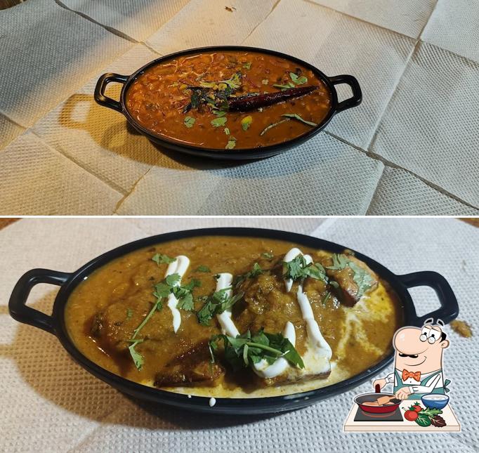 Chicken curry at Roti & Curry Point sundargarh