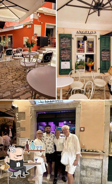 Siediti a un tavolo di Angelo's Aperitiv bar