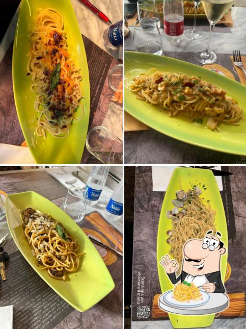 Spaghetti alla carbonara al LO SPAGHETTO - Spaghetteria - Pizzeria