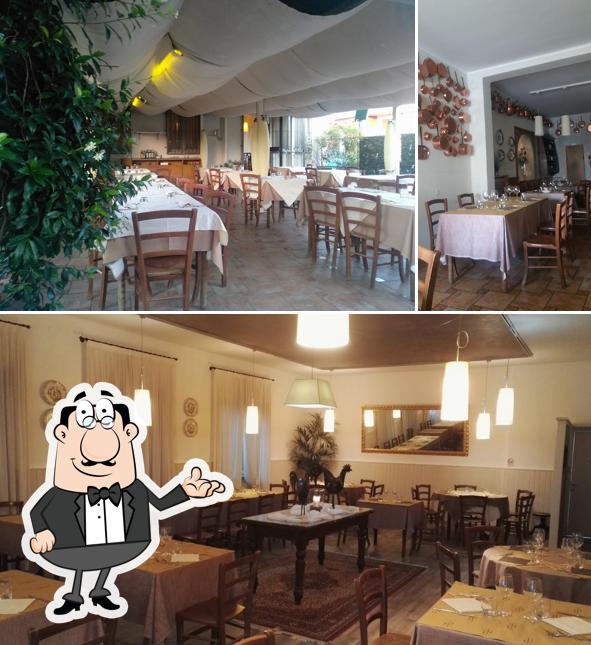 Siediti a un tavolo di Trattoria Pizzeria Mastini