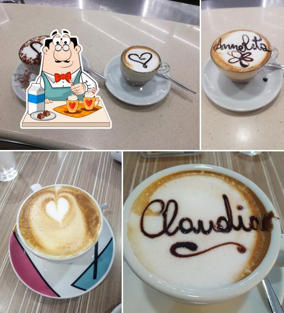 Caffè Dei Sogni serve un'ampia selezione di cose da bere