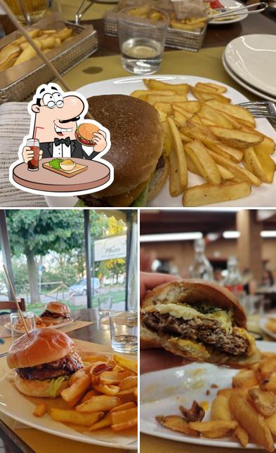 Prenditi un hamburger a Il Masso - La Vera Cucina Metropolitana