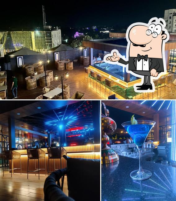 ROOF709 (SkyBar, Lounge and Cafe)