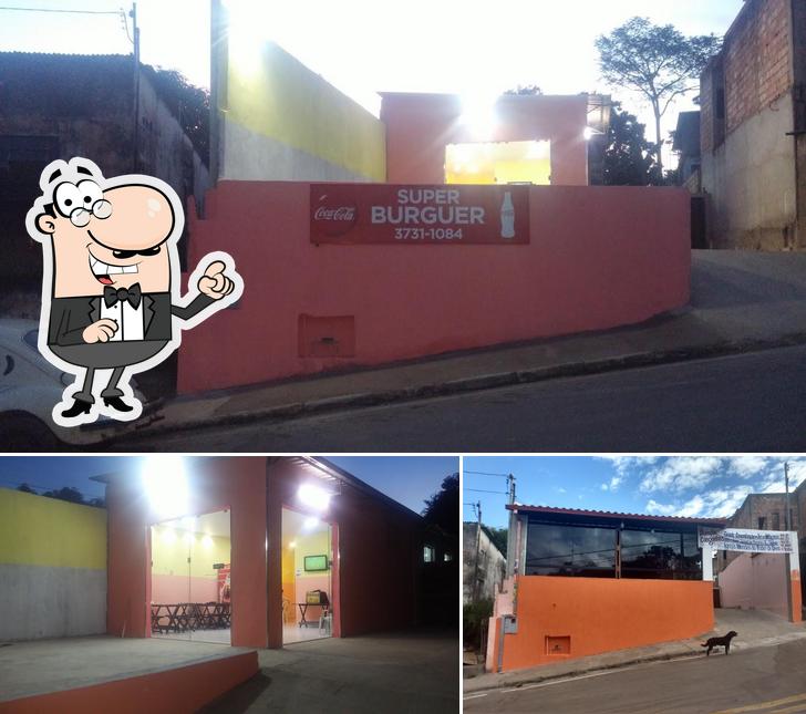 O exterior do Super Burger