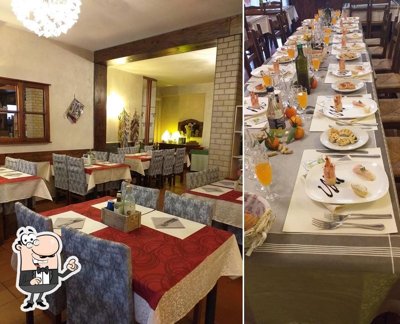 Gli interni di da Maria Handy - Pizzeria con cucina