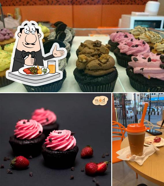 Food at Mad Over Donuts