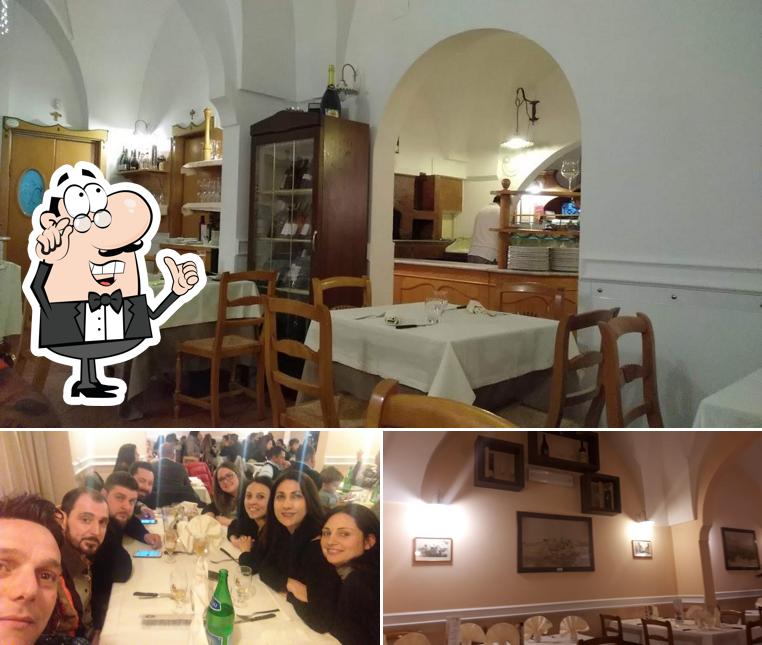 Dai un'occhiata agli interni di Ristorante Pizzeria Siesta