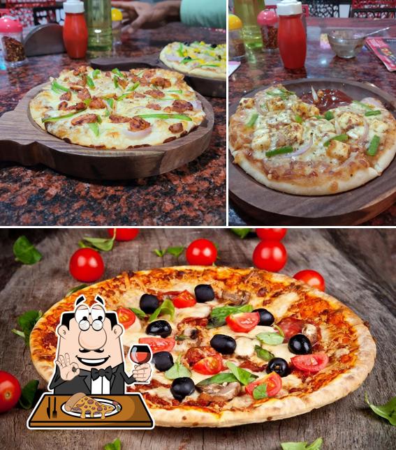 Pick pizza at Laziz Pizza (Attur Outlet)