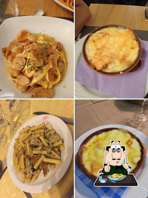 Maccheroni al formaggio al La Grotta Ristorante Pizzeria