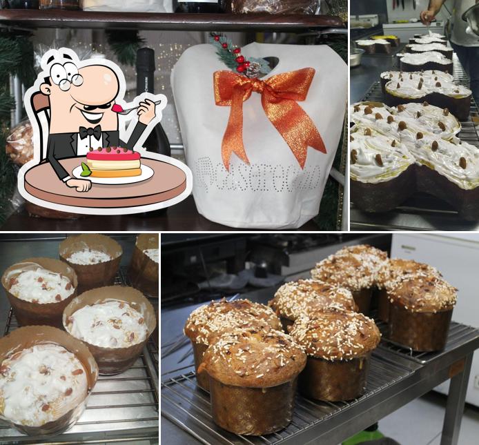 Il Casereccio - Rosticceria & Gastronomia serve un'ampia gamma di dessert