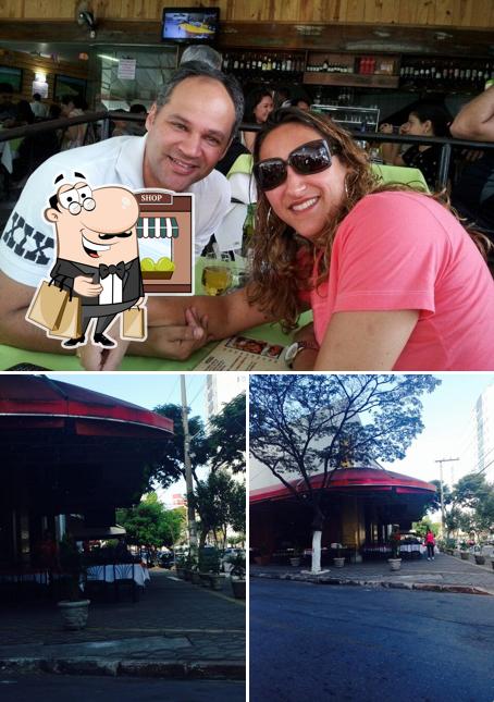 A exterior e balcão de bar do restaurante