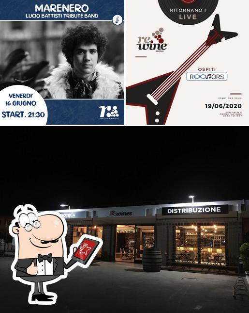 Gli esterni di ReWine Enoteca Bistrot a Modica #Location per Eventi #Aperitivi #Apericene #Birreria #Wine Bar #Enogastronomia #Serate Live