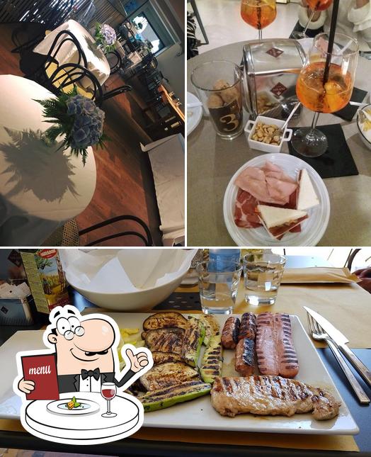 La foto di cibo e interni da Bar Permanente