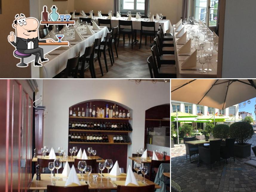 Dai un'occhiata agli interni di Pizzeria Ristorante Caprese GmbH