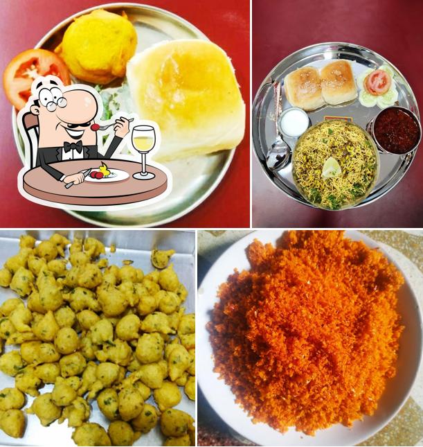 Food at Premachi Misal