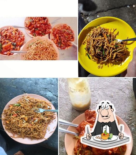 Food at Spicy Corner