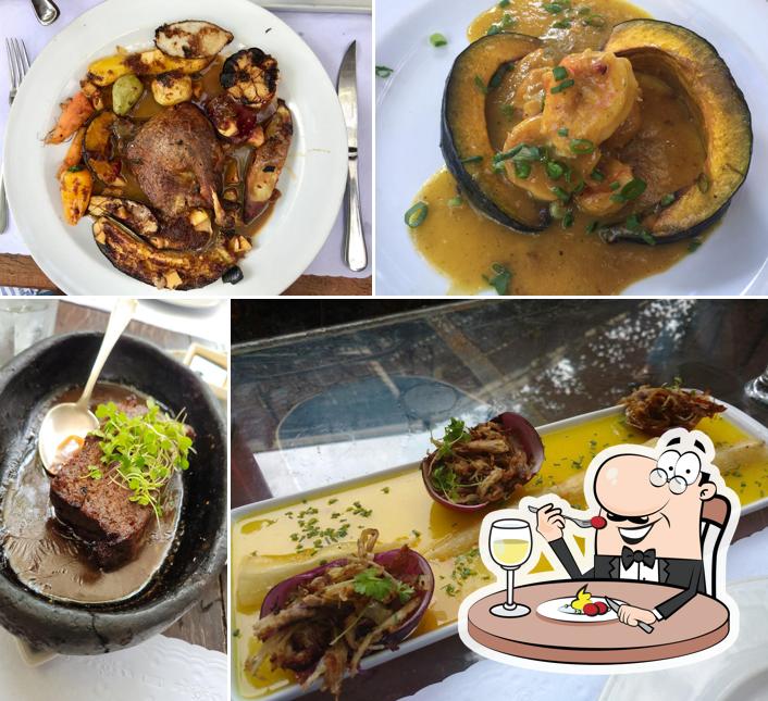 Comida em Restaurante Alvorada