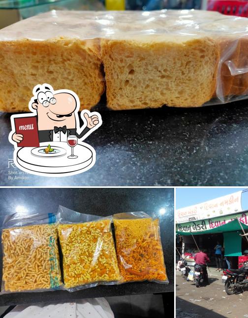 Among various things one can find food and exterior at Diwan Bakery