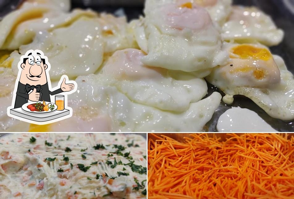 Comida em Restaurante Santo Tempero Gastronomia Brasileira