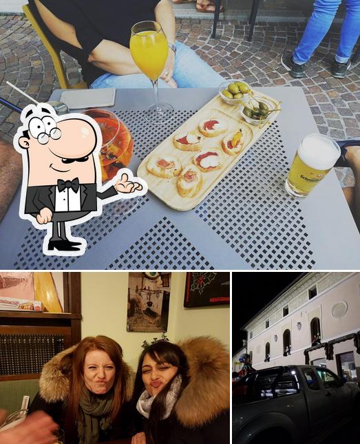 Gli interni di Bar Caffè Al Monumento