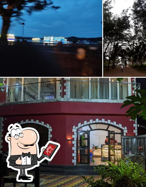 The exterior of D'Silva Caterers and Fast Food