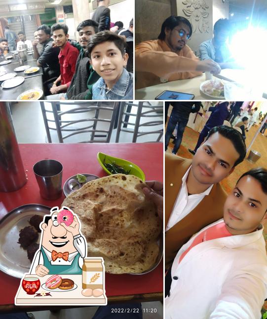 Rizwan Hotel serves a number of sweet dishes