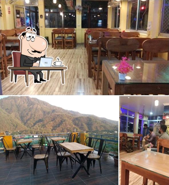 Himalayan restaurant & Cafe