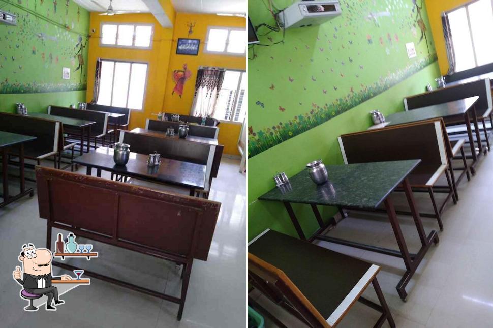 The interior of Sri Maruthi Nati Style