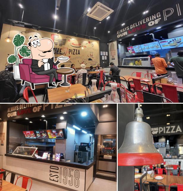 Check out how Pizza Hut Nipania, Indore looks inside