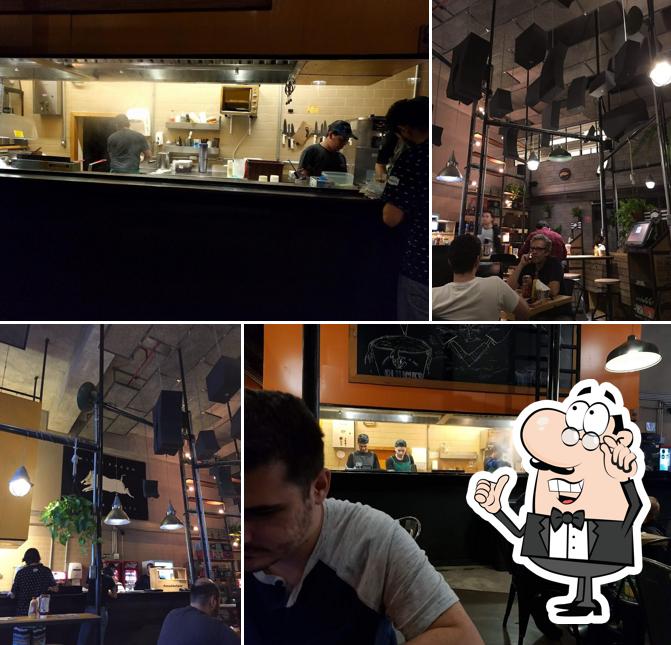 Veja imagens do interior do Hamburgueria Bullguer