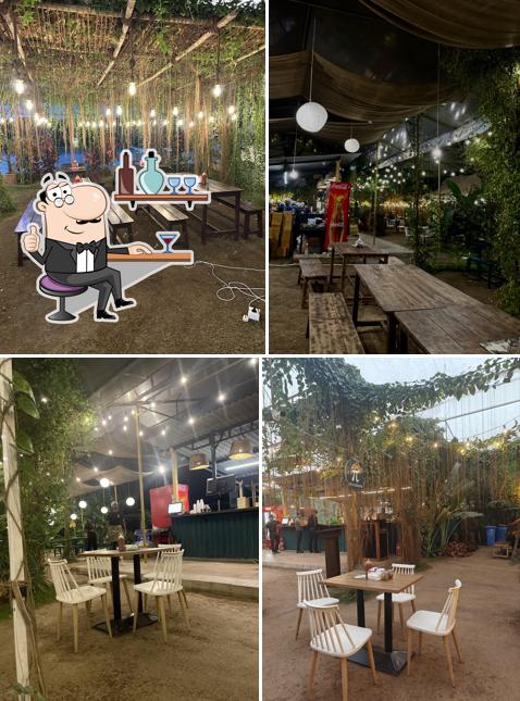 The interior of Pi Pizza Farm