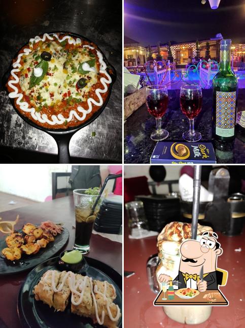 Food at WaterVille Pooldeck & Lounge