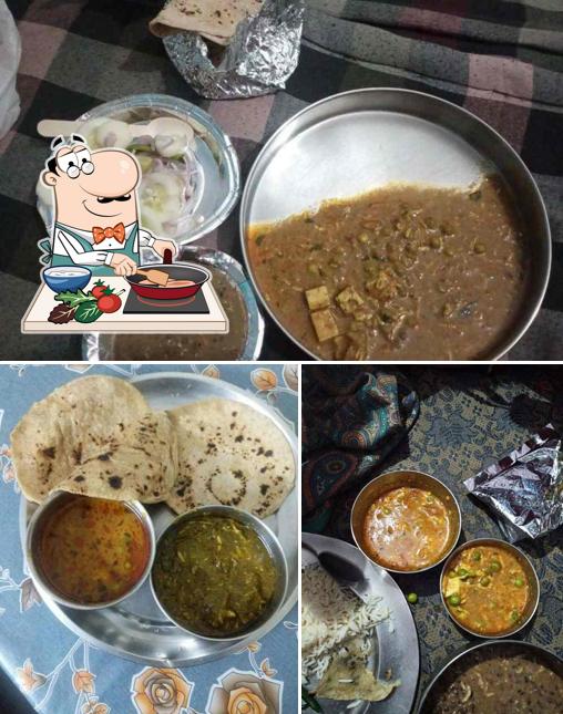 Chicken curry at Om Sai Hotel And Caterers