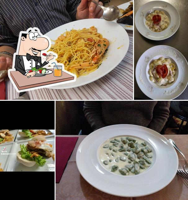 Cibo al Ristorante Pizzeria " La Primula "