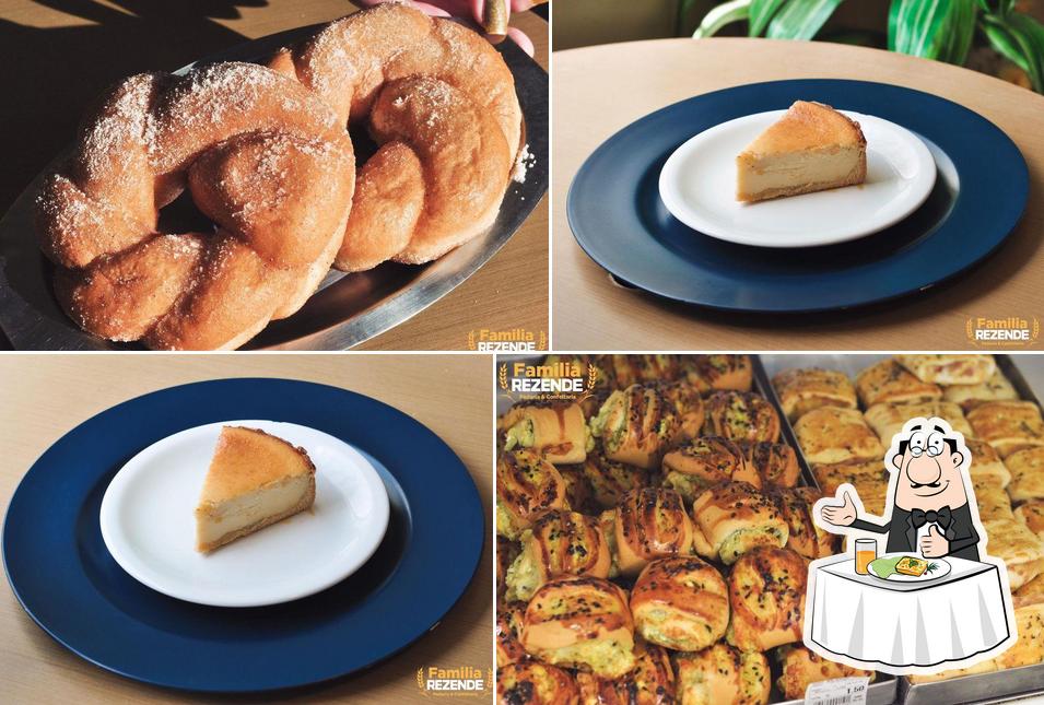 Comida em Padaria E Confeitaria Família Rezende