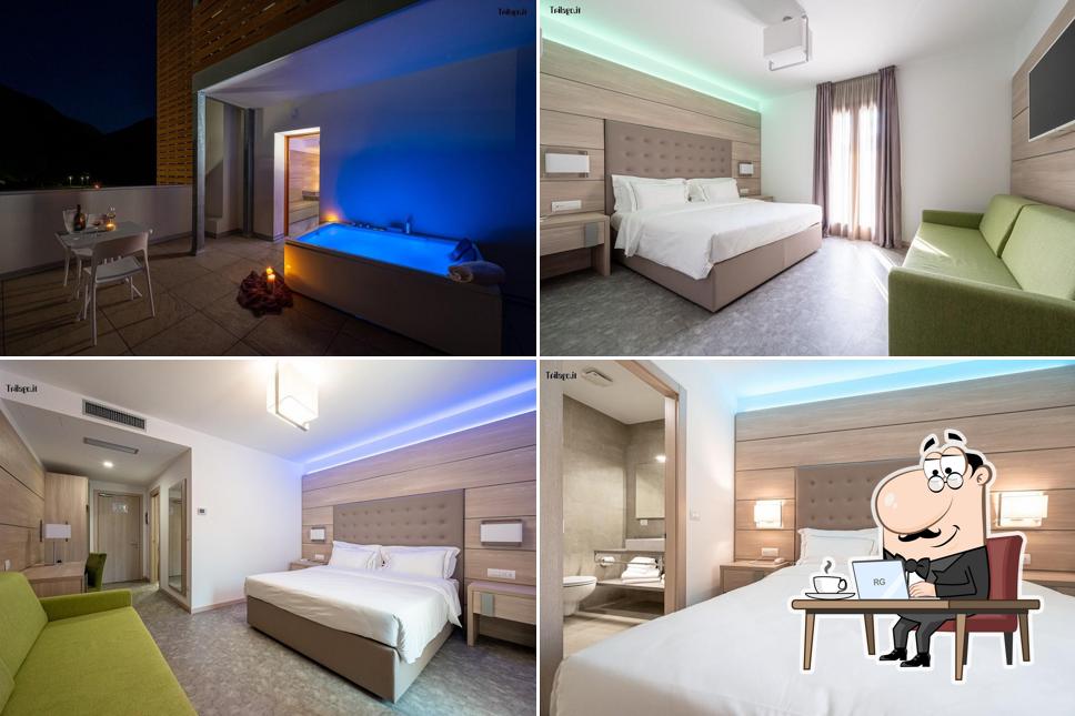 Siediti a un tavolo di Hotel Ristorante Trilago