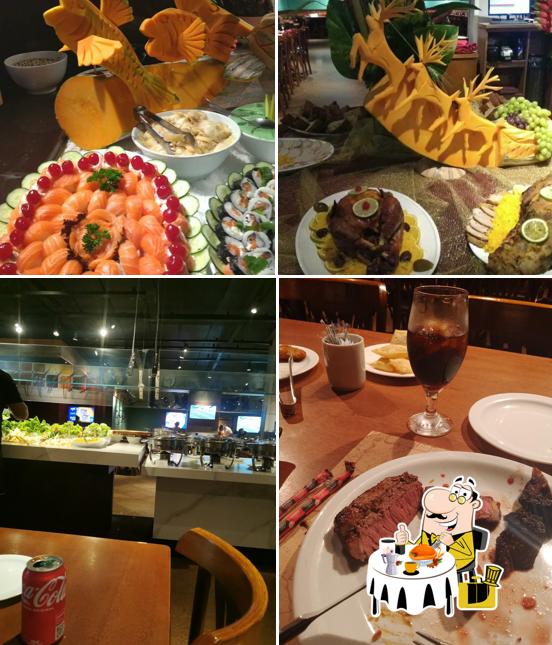 Comida em Churrascaria Tourão