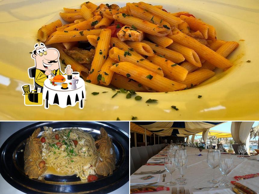 Questa è la immagine che raffigura la cibo e interni di La Pagoda