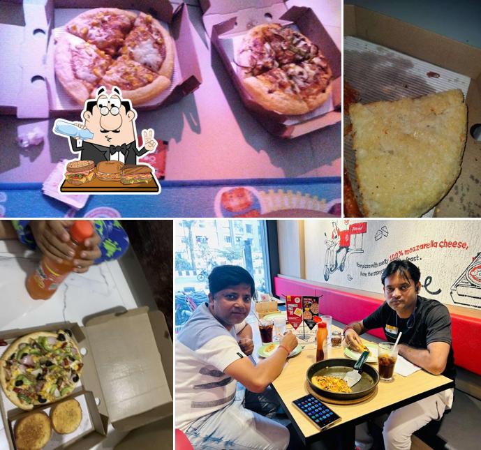 Lobster roll sandwich at Pizza Hut Atlanta Mall, Surat