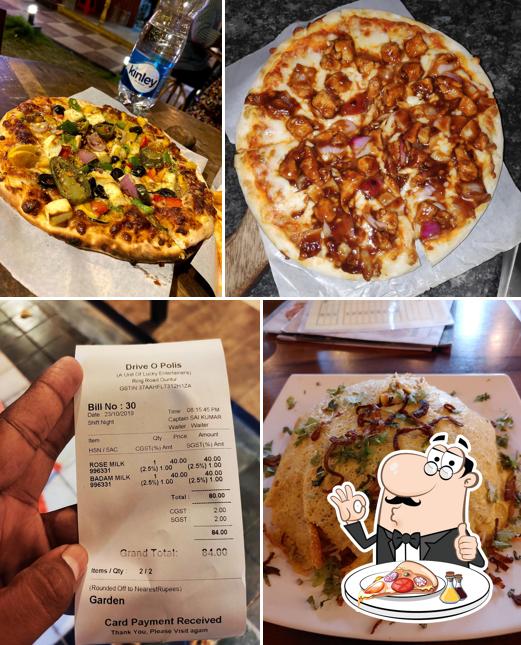 Order pizza at Drive O Polis