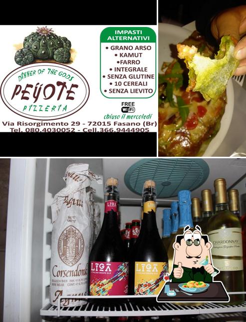 La foto di cibo e alcol da Peyote