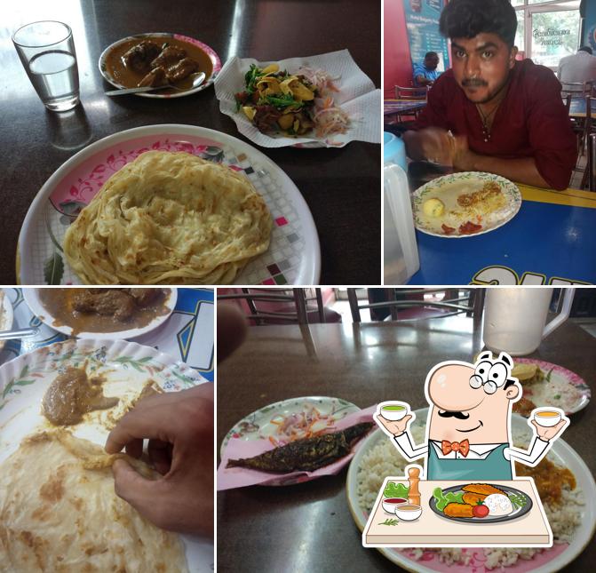 Omelette and fried rice at Hotel Bolgatty Palace Kerala restaurant